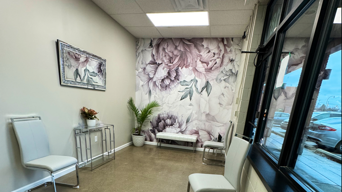814 Salon Suites — photo