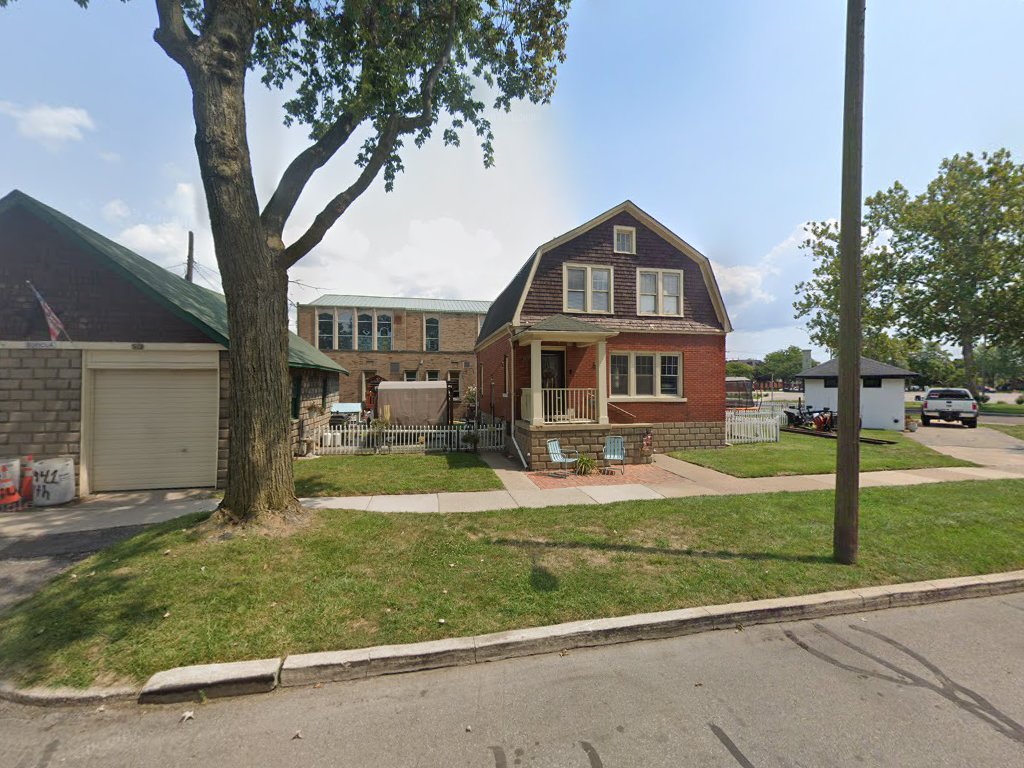 Cla Lawncare & SnowRemoval in Wyandotte