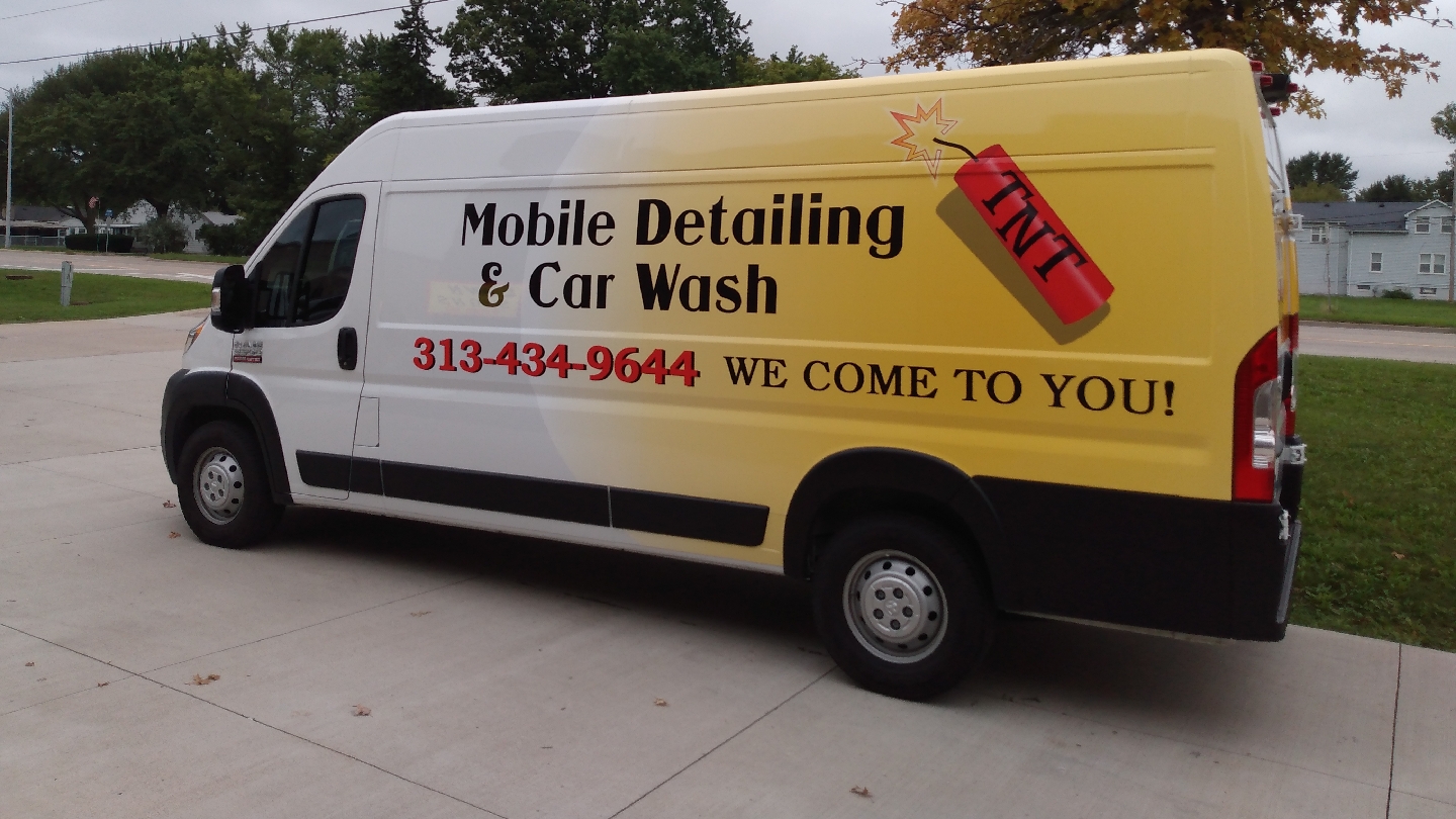 CROWN & CHROME DETAILING CO — photo