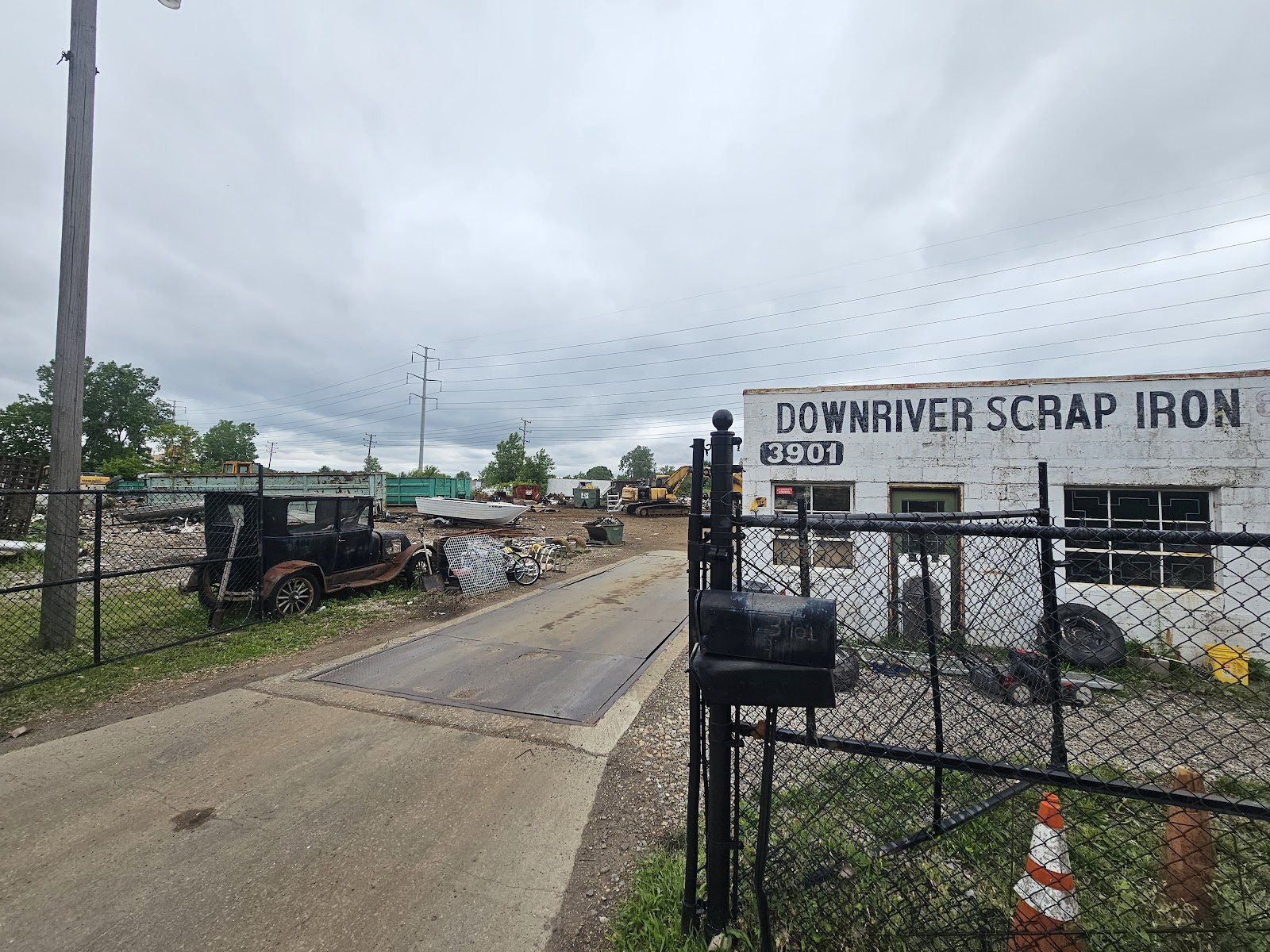Down River Scrap Iron & Metal Co. — photo