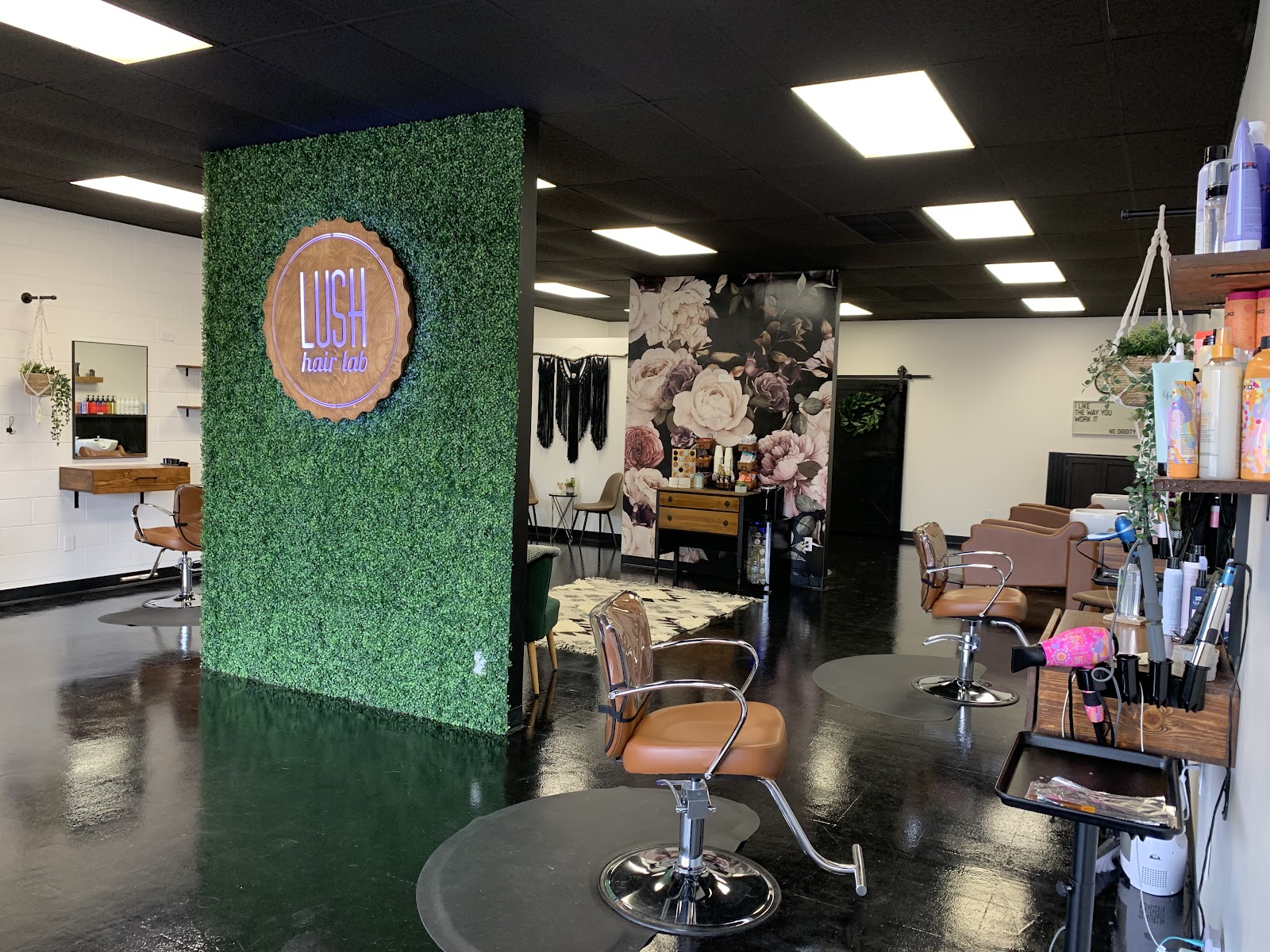 Lush Hair Lab — photo