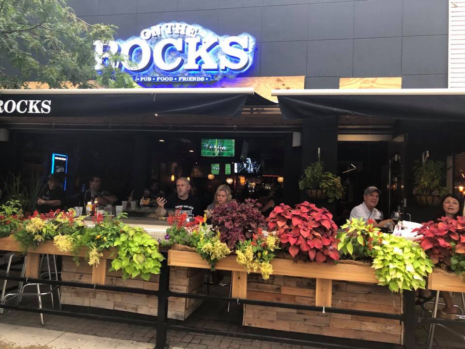 On the Rocks in Wyandotte