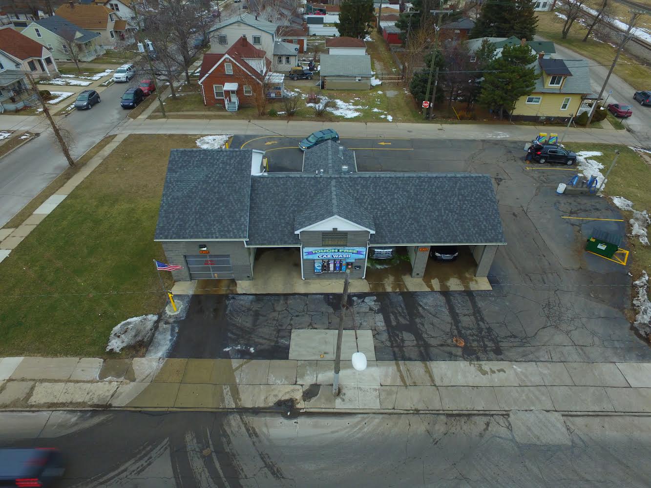 Touch Free Car Wash in Wyandotte